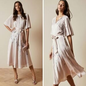 Ted Baker London Erla Bouquet Midi Dress In Light Pink Sz. 4